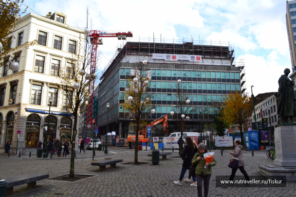 photo 1572868