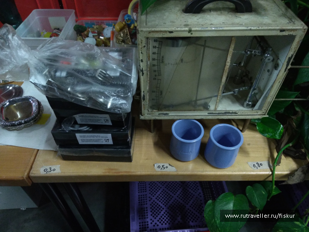 photo 1582345