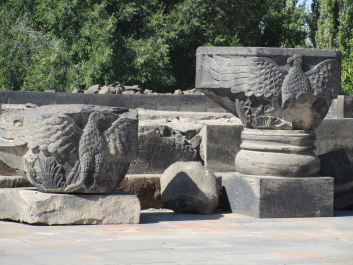 photo 1388330