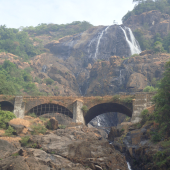 Индия, Гоа январь 2014, водопад Дудсагар