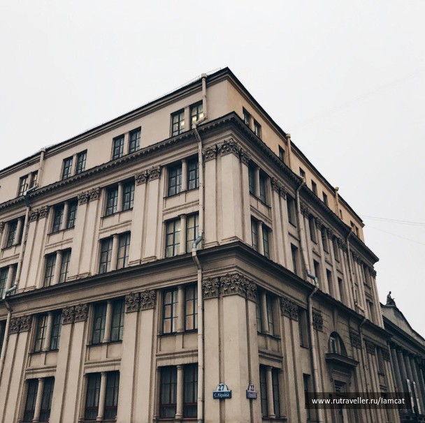 photo 1587589
