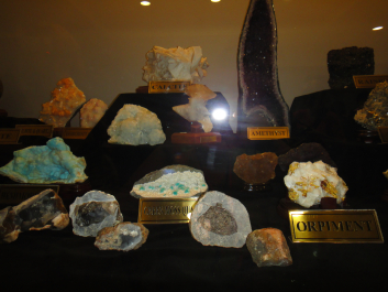 photo 1476831