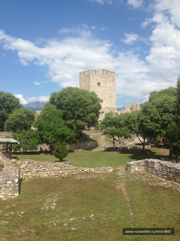 photo 1496349