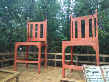 photo 1835915