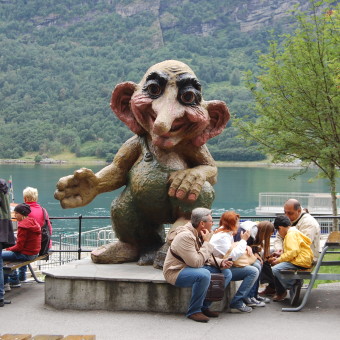 Норвежские фьорды 2013. День 3 - Hellysylt, Geiranger.