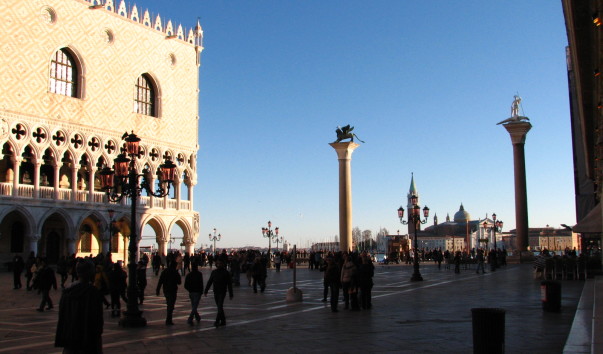 2011-12-25 240