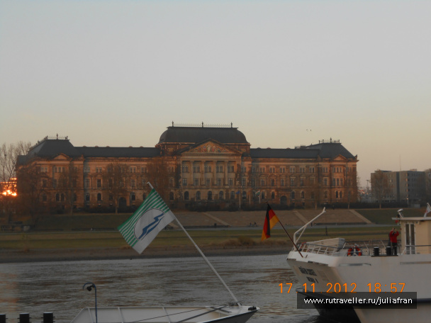 photo 437995