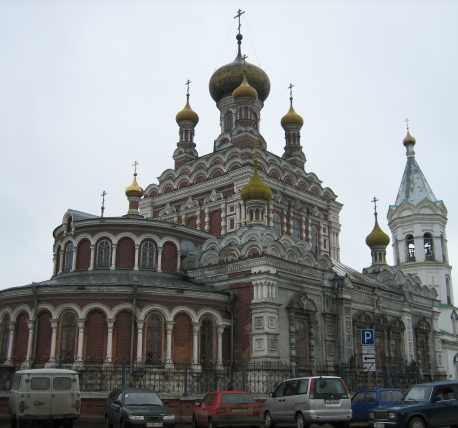 Эконом памятник Арка с резным профилем Лебедянь Лампадка из покостовского гранита Нижнедевицк
