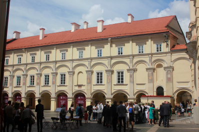 photo 1681533