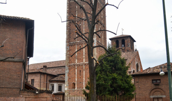 Milan_San_Ambrosio_03
