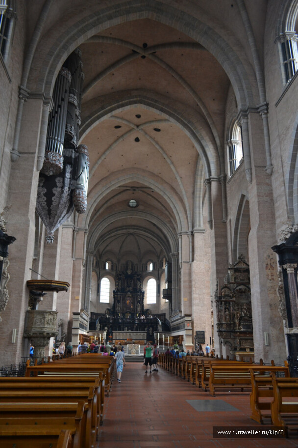 photo 1376791