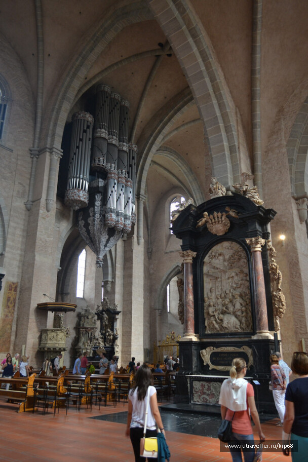 photo 1376793