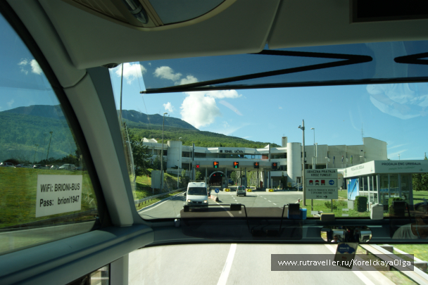 photo 1328471