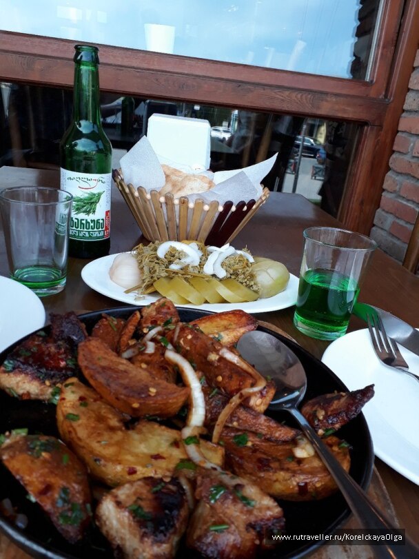 photo 1641881
