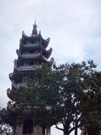 photo 1572616