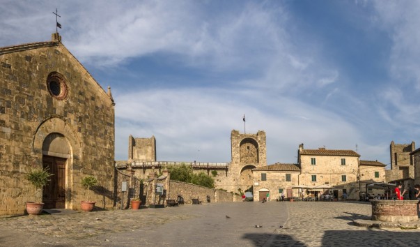 Monteriggione_2012-0052 Panorama1