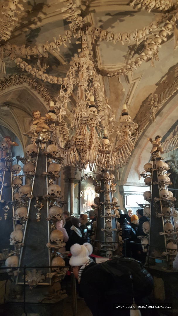 photo 1587471