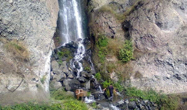Водопад в Шинуайре