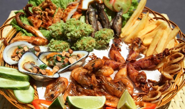 SEAFOOD PLATE
