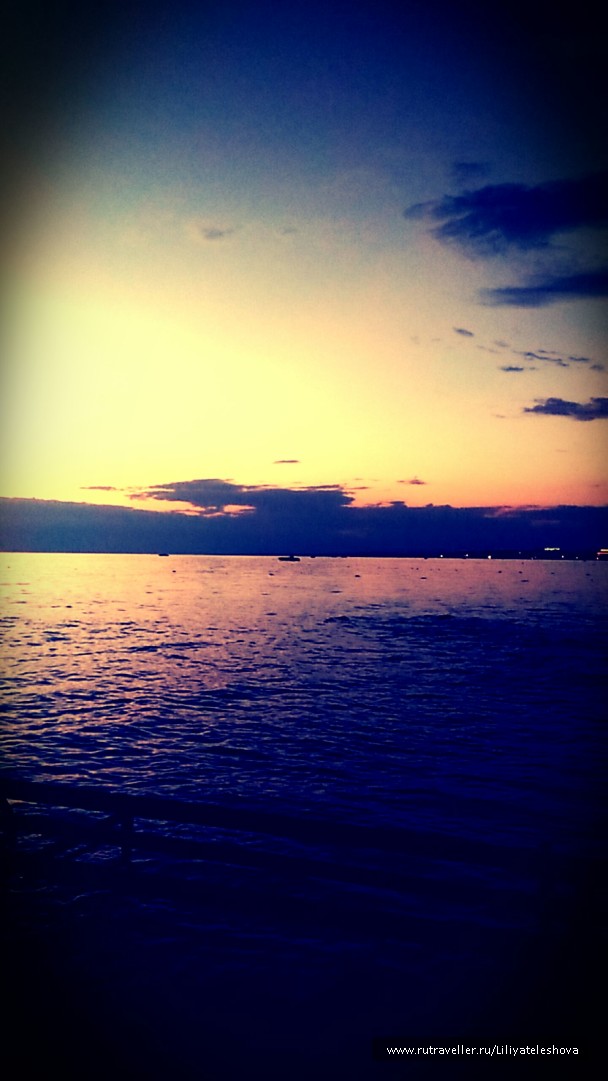 photo 1399704