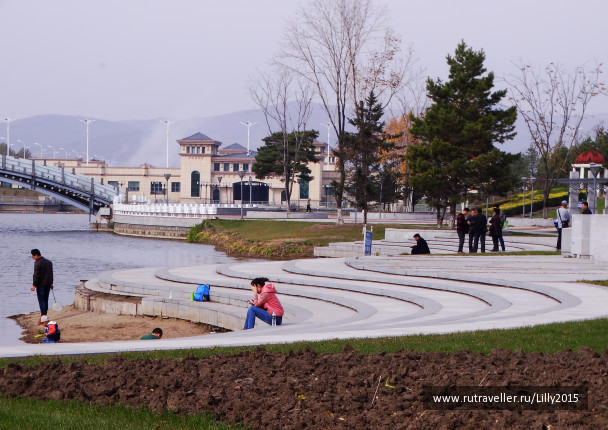 photo 1505963