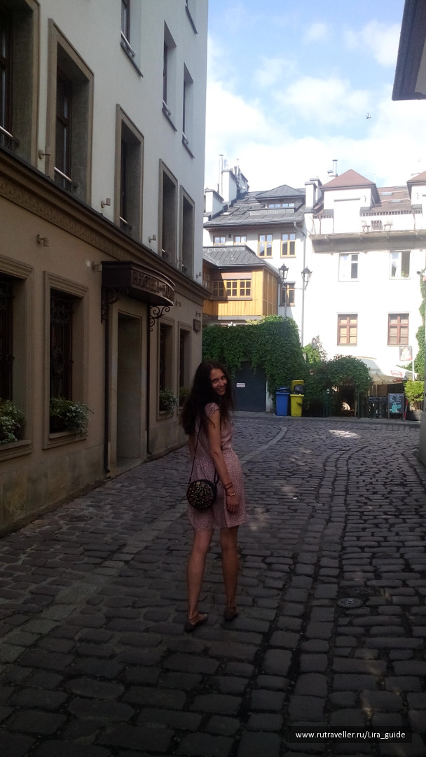 photo 1328793