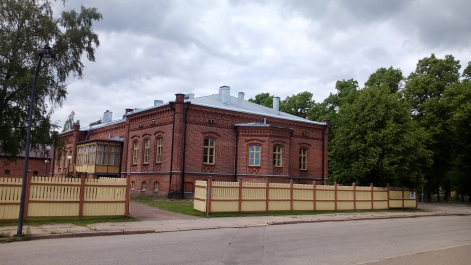 photo 1352795