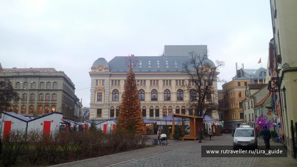 photo 1455761