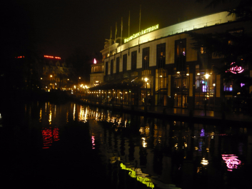 photo 1085368