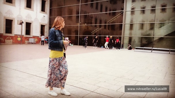 photo 1573472
