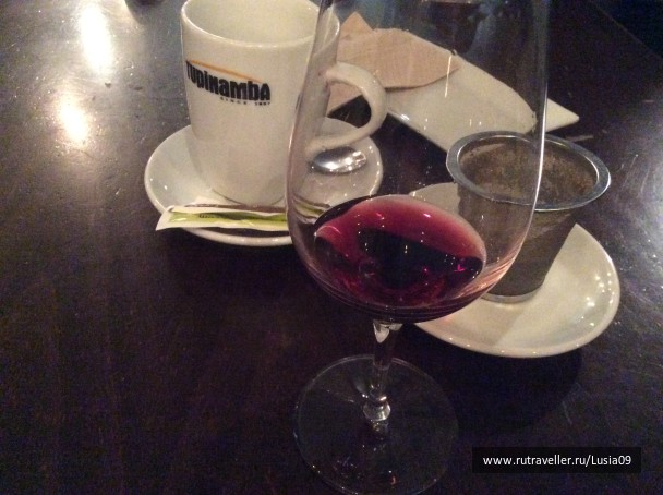 photo 1565521