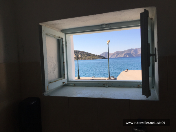 photo 1565795