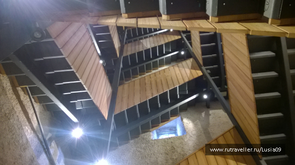 photo 1565837