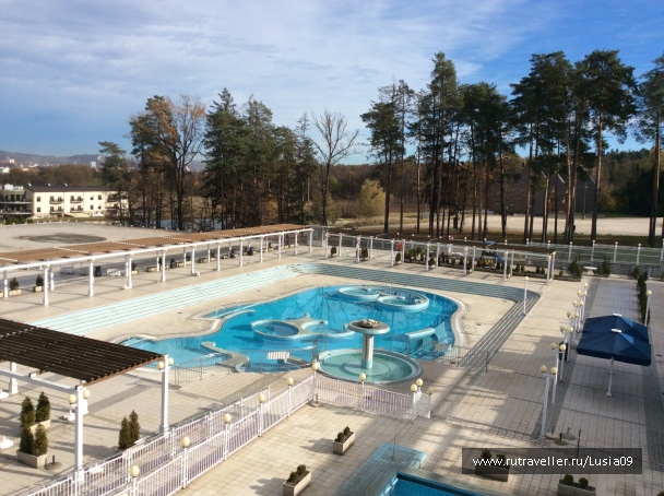 photo 1573421