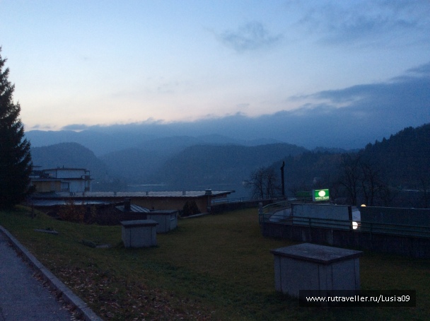 photo 1573435