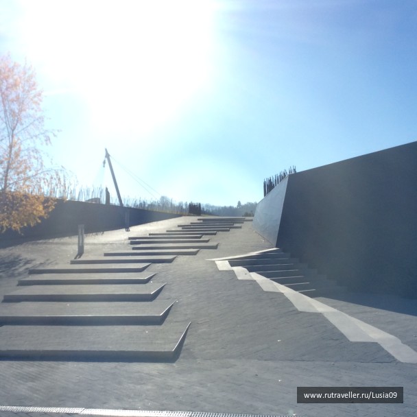 photo 1573460