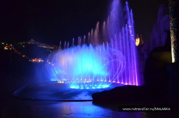 photo 1589735