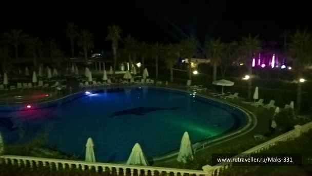 photo 1600853