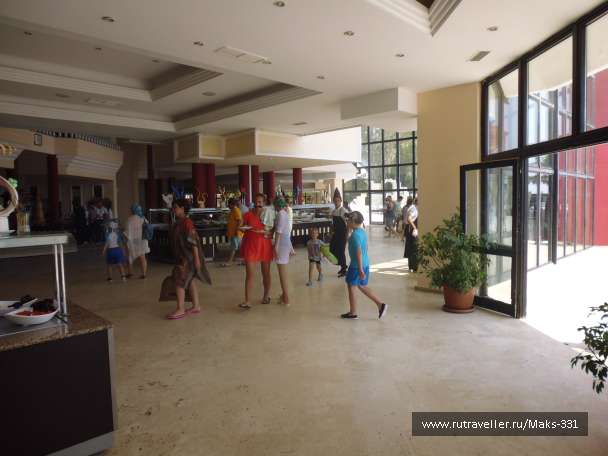 photo 1600972