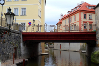 photo 1541612