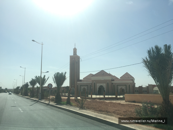 photo 1596226
