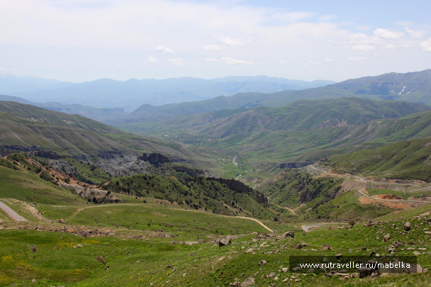 photo 1493369
