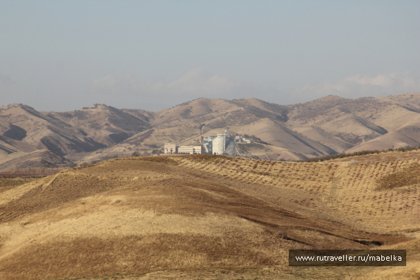 photo 1575183