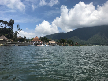 photo 1411634