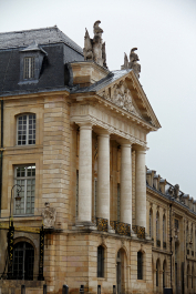photo 1541881