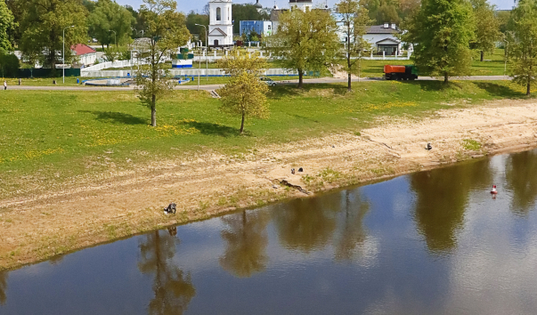 IMG-10004425