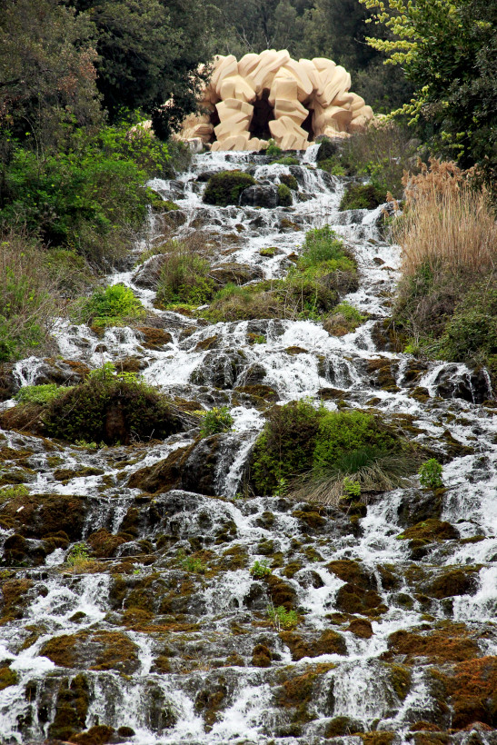 Водопады со всего мира в фотографиях