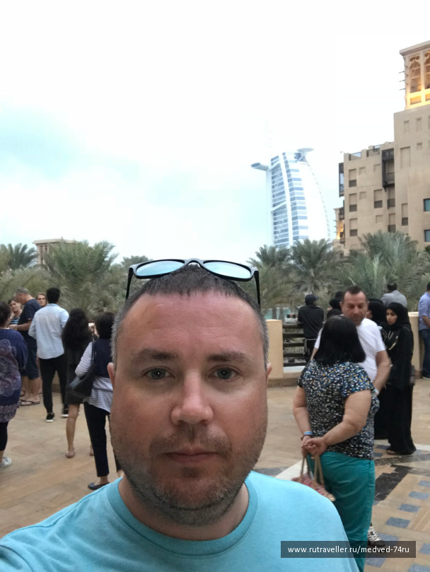 photo 1604218