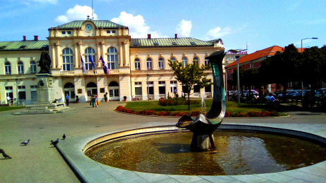 photo 1528682