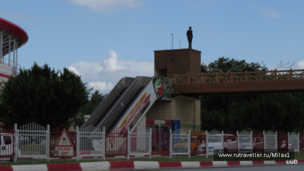 photo 1563513